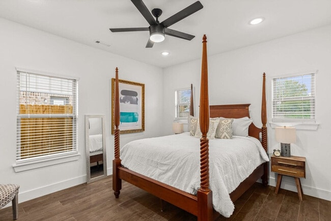 2612 SW Livingston Square in Bentonville, AR - Foto de edificio - Building Photo