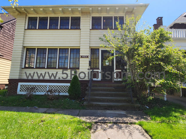 property at 9403 Clifton Blvd
