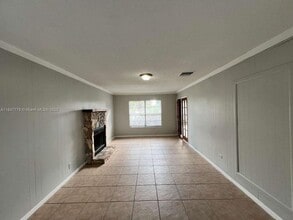 621 NE Helicon Ln in Port St. Lucie, FL - Building Photo - Building Photo