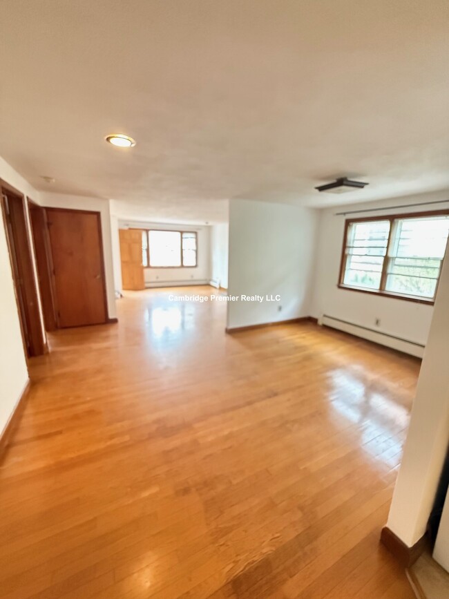 400 Walden St, Unit 1