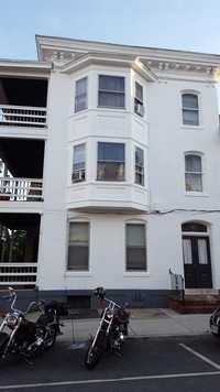 41 E Antietam St in Hagerstown, MD - Foto de edificio - Building Photo