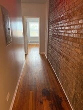 1613 W 87th St, Unit 304 in Chicago, IL - Building Photo - Building Photo
