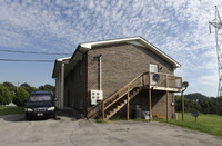 300-600 Avery Dr in Lenoir City, TN - Foto de edificio - Building Photo