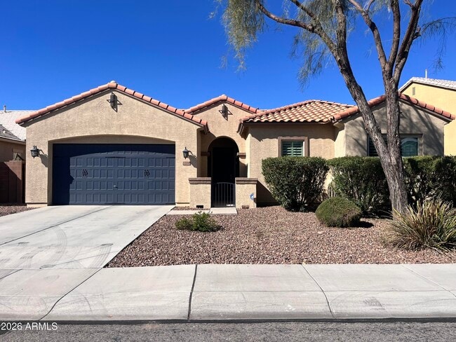 property at 2208 E Indian Wells Dr