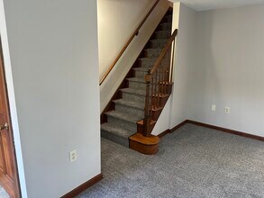 2 Old Brooklyn Turnpike, Unit Apt A in Windham, CT - Building Photo - Building Photo