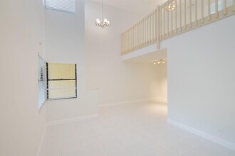 12236 Sag Harbor Ct in Wellington, FL - Building Photo - Building Photo