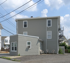 40 Russo St in Providence, RI - Foto de edificio - Building Photo