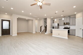 8515 Rising Stream Dr in Houston, TX - Building Photo - Building Photo