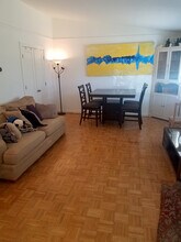 742 Jacob Ct in Napa, CA - Foto de edificio - Building Photo