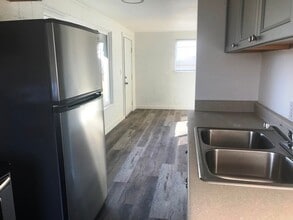 120 E 8th N in Mountain Home, ID - Building Photo - Building Photo