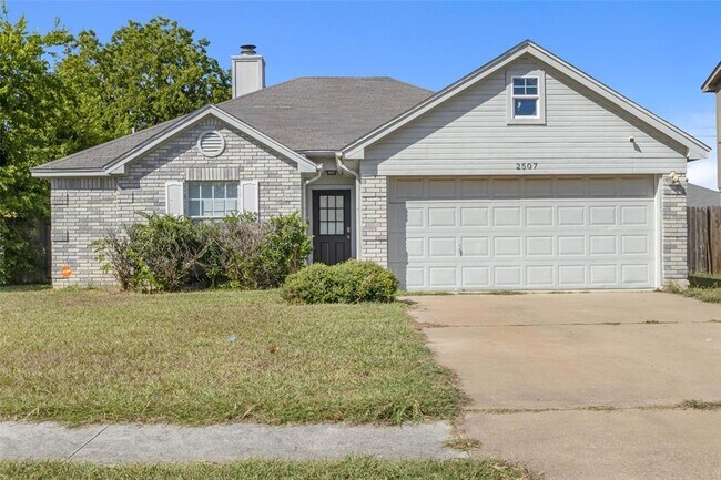 property at 2507 Bluebonnet Dr