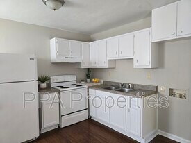 2231 Summit St in Durham, NC - Building Photo