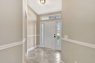 5647 NW Lorna Ct in Port St. Lucie, FL - Building Photo - Building Photo