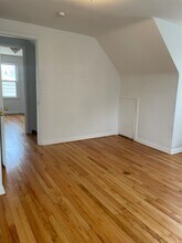 19365 Kingsville St in Harper Woods, MI - Building Photo - Building Photo