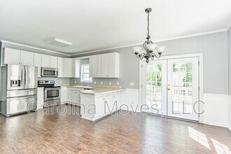 6 Tryon Ave in Greenville, SC - Building Photo - Building Photo