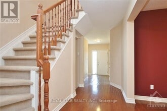 4143 Kelly Farm Dr in Ottawa, ON - Building Photo - Building Photo