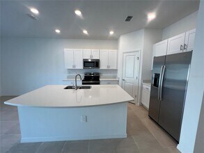 2211 Portrait St in Kissimmee, FL - Building Photo - Building Photo