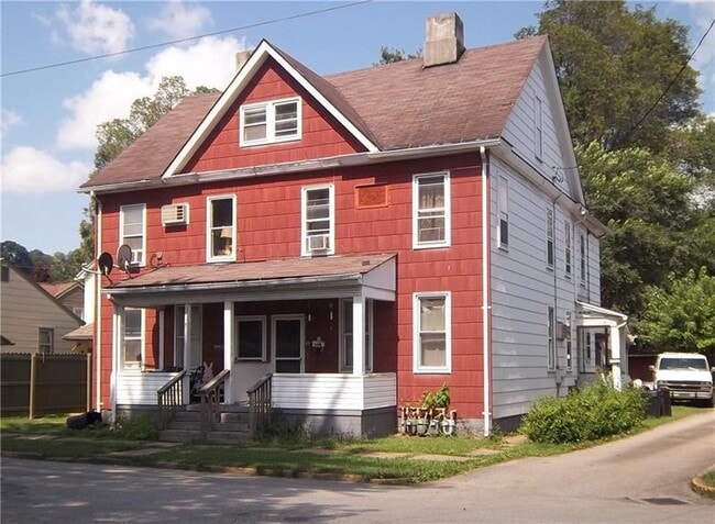 219 Chestnut St, Unit 219 A