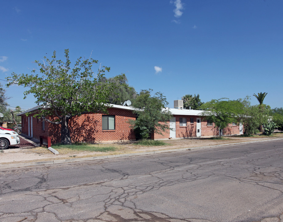 1048-1060 E Elm St in Tucson, AZ - Building Photo