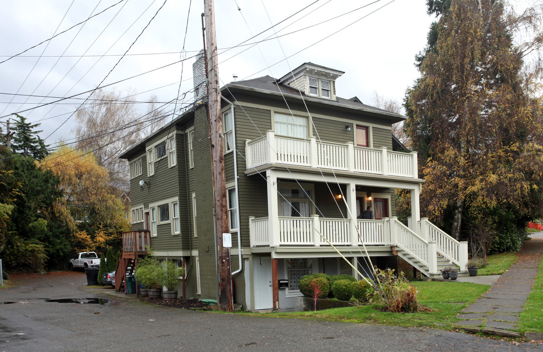 1917 N Steele St in Tacoma, WA - Building Photo