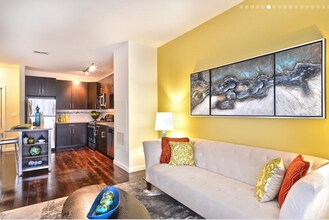 1 Repton Pl in Watertown, MA - Building Photo - Building Photo