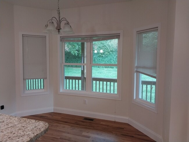 1 Sunnydale Cir in Swannanoa, NC - Building Photo - Building Photo