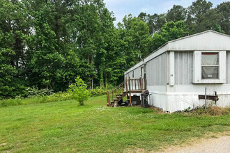 Capri Mobile Home Community in Ringgold, GA - Building Photo - Building Photo