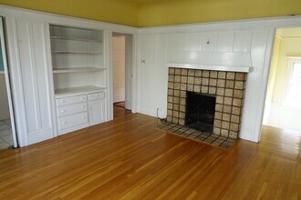 2339 Blake St in Berkeley, CA - Building Photo - Building Photo