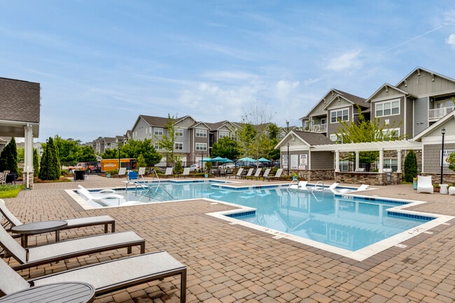 York Woods at Lake Murray Apartment Homes