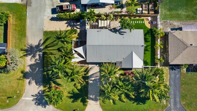 1605 Treemont Ave in Jupiter, FL - Building Photo - Building Photo