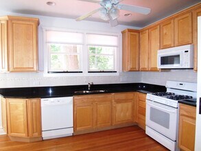 1226 Simpson St in Evanston, IL - Building Photo - Building Photo