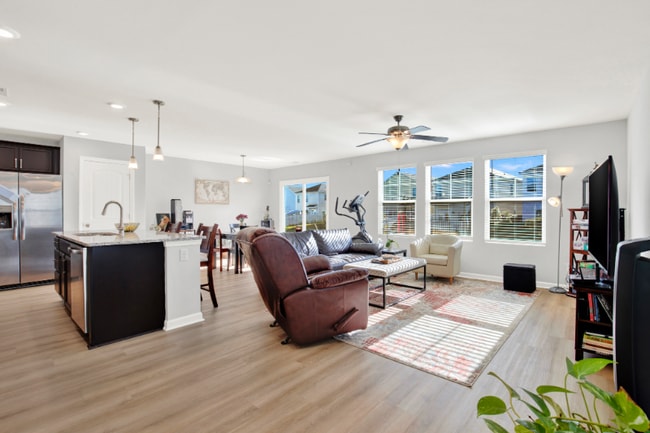 35 Stetson Dr in Savannah, GA - Foto de edificio - Building Photo