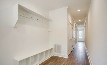 2203 W Devitt St in Fort Worth, TX - Building Photo - Building Photo