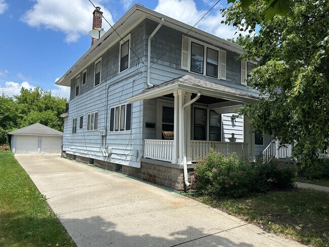 property at 227 Palmer St NE