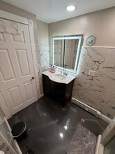 123 Stanwood St, Unit 1 in Providence, RI - Foto de edificio - Building Photo