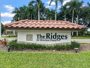 4490 Foxtail Ln in Weston, FL - Building Photo - Building Photo