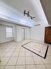 7618 Linden St in Houston, TX - Building Photo - Building Photo