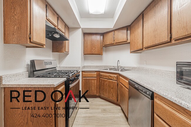 6601 Victoria Ave in Highland, CA - Building Photo - Building Photo