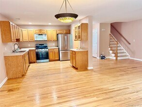 195 Pinebrook Dr in Hyde Park, NY - Building Photo - Building Photo