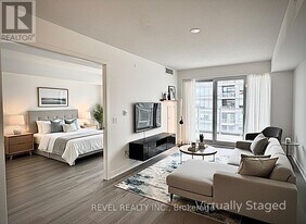 1010 Sandy Beach Rd in Pickering, ON - Building Photo