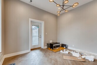 1436 W Blackhawk St-Unit -2M in Chicago, IL - Building Photo - Building Photo