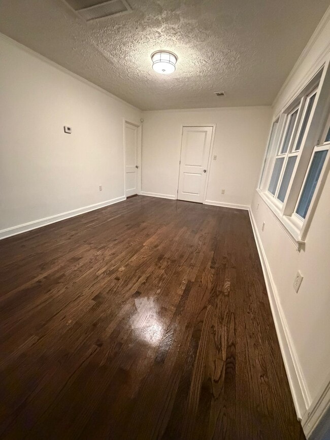 property at 2368 Jernigan Pl SE