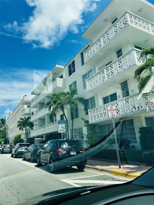 949 Pennsylvania Ave in Miami Beach, FL - Building Photo
