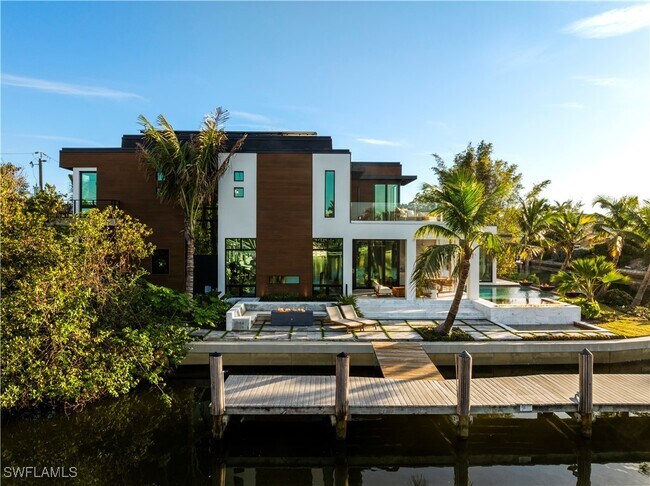 1100 Sandpiper St in Naples, FL - Building Photo - Building Photo