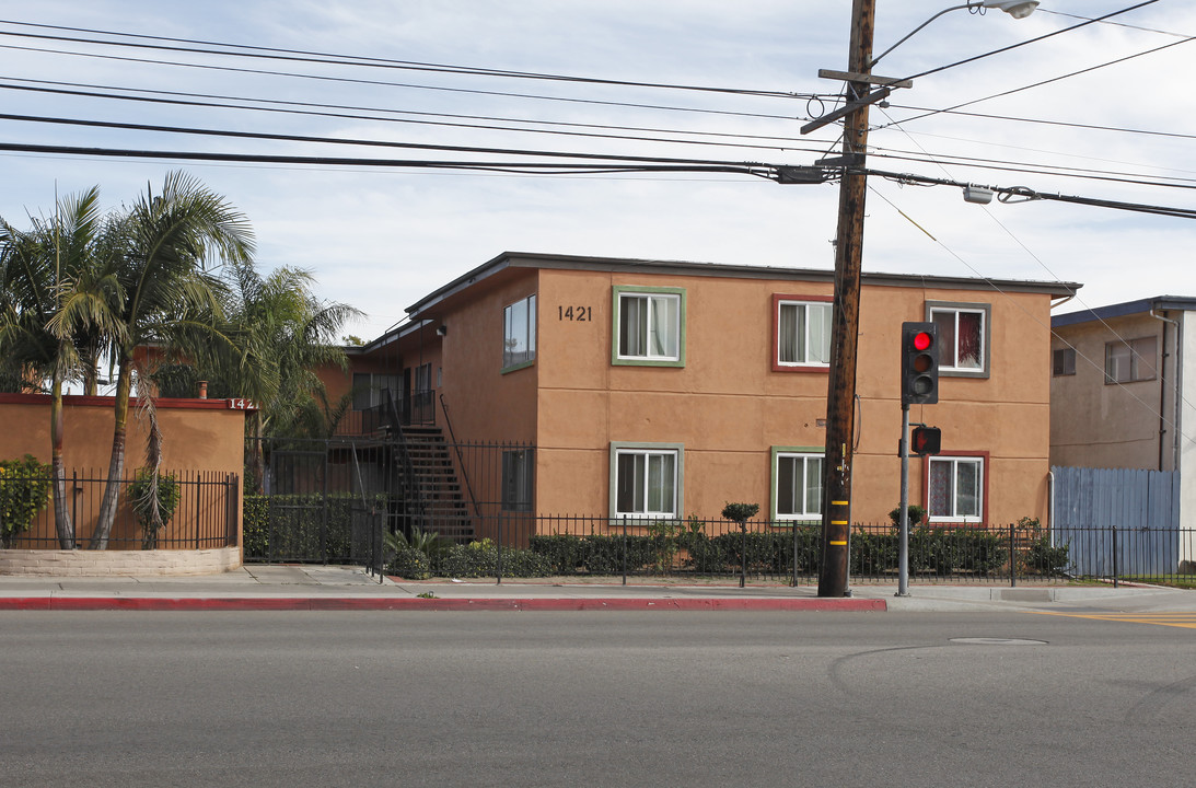 1421 S Standard Ave in Santa Ana, CA - Building Photo