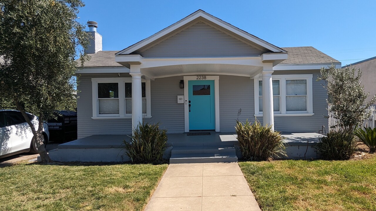 2238 W 28th St in Los Angeles, CA - Foto de edificio
