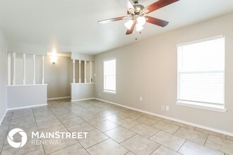 4259 Springview Dr in San Antonio, TX - Building Photo - Building Photo