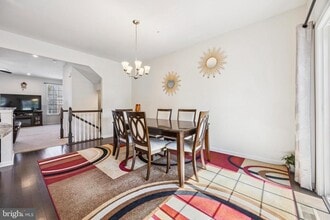 142 Mulberry Dr in Malvern, PA - Building Photo - Building Photo