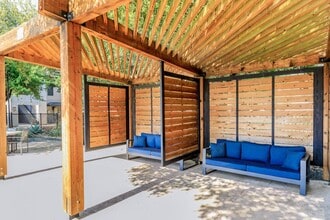 Toscana in Austin, TX - Building Photo - Building Photo