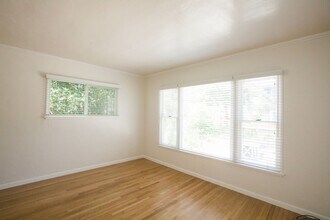 90 18th St in Hermosa Beach, CA - Building Photo - Building Photo